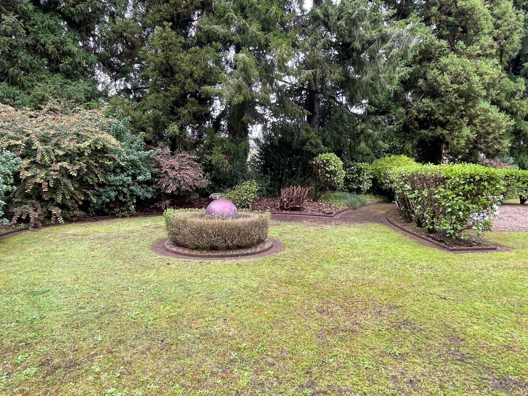 Garden Paradise In Rotorua With Pool Exterior photo